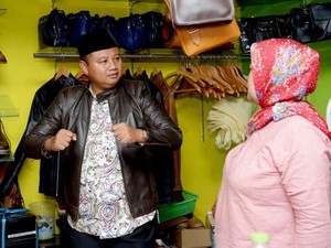 Ke Garut, Cawagub Uu Dicurhati Pengusaha Kulit Sulit Ekspor