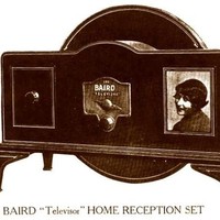 Baird Televisor merupakan TV yang dijual secara komersial pertama kali di Inggris, pada 1930 dan 1933. Layar TV nya sangat kecil tapi bisa diperbesar hingga 200 persen. Foto: Dok. Gizmodo