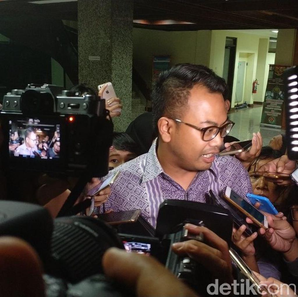 Reaksi Facebook Saat Tahu Mau Disidang di PN Jaksel Reaksi Facebook Saat Tahu Mau Disidang di PN Jaksel