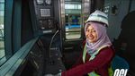 Ini Dia Srikandi Kereta MRT Jakarta
