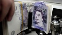 Dolar Perkasa, Poundsterling Tertekan Ketidakpastian Brexit