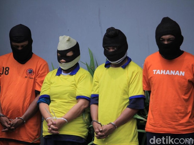 Racik Miras Maut, Big Bos Terancam Dibui Seumur Hidup Racik Miras Maut, Big Bos Terancam Dibui Seumur Hidup