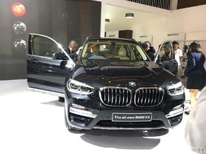 BMW Pamer X3 ke Publik di IIMS 2018