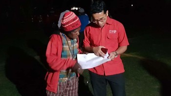 Kendala geografis juga menjadi pertimbangan utama bagi Telkomsel untuk turun langsung ke lapangan dan mempermudah akses bagi pelanggan yang tinggal di wilayah pelosok, termasuk tetap membantu walau kondisi sudah hingga larut malam. 