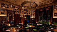 Sementara di New York, ada The Clocktower yang berlokasi di The New York Edition. Restoran klasik ini dipimpin chef asal Inggris, Jason Atherton. Foto: Nikolas Koenig  