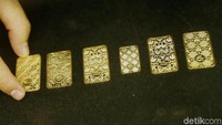 Emas batangan batik Indonesia seri II ini mengusung empat motif batik yakni batik truntum, batik Wahyu Tumurun, batik Sekar Jagad dan batik Purbo Negoro.
