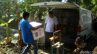 Tempat produksi jamu ilegal yang mengandung BKO ini berlokasi di Grumbul Bayeman Kidul RT 5 RW 3, Desa Gentasari, Kecamatan Kroya, Cilacap.