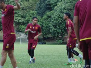 Kala Evan Dimas Puasa di Negeri Orang