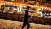 Dia hanya sering berfoto selfie dengan memberi tagar lokasi yang dikunjunginya. (actorleeminho/Instagram)