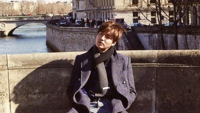 Foto: Gaya Liburan Aktor Ganteng Lee Min Ho