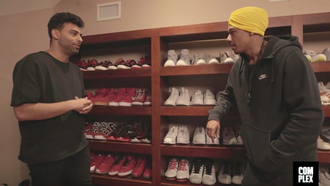 Nick Cannon juga memiliki deretan sepatu Christian Louboutin yang populer dengan sol merahnya. Ada aneka warna dan model sepatu Louboutin dimiliki oleh pria yang menjadi presenter America’s Got Talent selama tujuh tahun itu. Foto: Dok. Complex, Getty Images