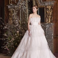 Gaun pengantin memikat yang bahkan cocok tampil di karpet merah Oscar dari Monique Lhuillier. Foto: Dok. Monique Lhuillier