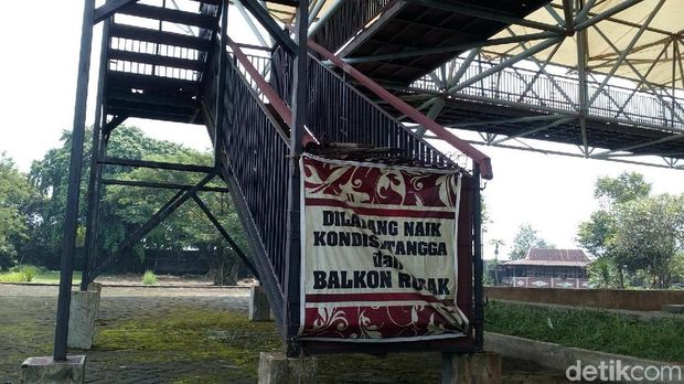 Tenda Rusak, Situs Pemukiman Majapahit Ditutup untuk Wisatawan