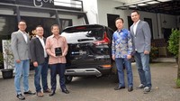 Konica Minolta menghadirkan 3 macam varian sekaligus, yaitu tipe Luxury series, Premium Series dan Supreme Series.