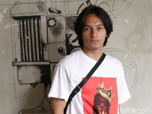 Ramai Corona, Jefri Nichol Belum Batasi Salaman dengan Fans
