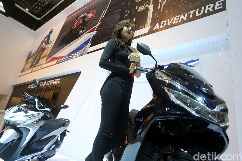 Sama sama Dibuat di Sunter Ini Beda Honda PCX  Hybrid  dan  