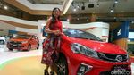 Deretan Wanita Cantik Panaskan IIMS 2018