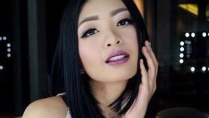 Digugat Nicky Tirta, Ini Pesona Liza Elly