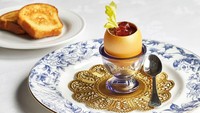 Mampir ke The Inn at Little Washington di Washington juga ada restoran Michelin lho! Bersantap di hotel berusia 40 tahun ini dijamin makin istimewa karena ada sajian enak. Foto: Inn at Little Washington  