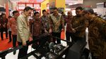Jokowi Kunjungi Booth Kiat Mahesa Wintor di IIMS 2018