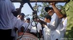 Menteri Rini Panen Raya 4000 Ton Gabah di Karawang