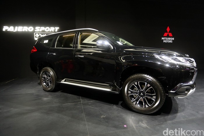 PT Mitsubishi Motors Krama Yudha Sales Indonesia (MMKSI) meluncurkan Pajero Sport Limited Edition dan Triton Athlete terbaru. Di gelaran Indonesia International Motor Show (IIMS) 2018, JI Expo Kemayoran.