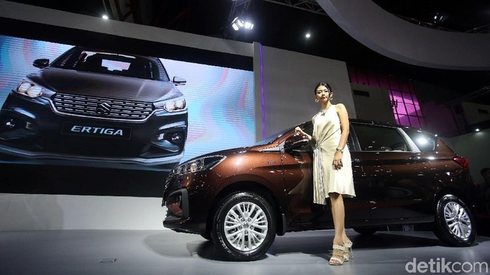 Pabrikan mobil Suzuki meluncurkan Ertiga generasi terbaru (New Ertiga). Dengan tampilan baru, Ertiga generasi terbaru (New Ertiga) mejeng di ajang Indonesia International Motor Show (IIMS) 2018.