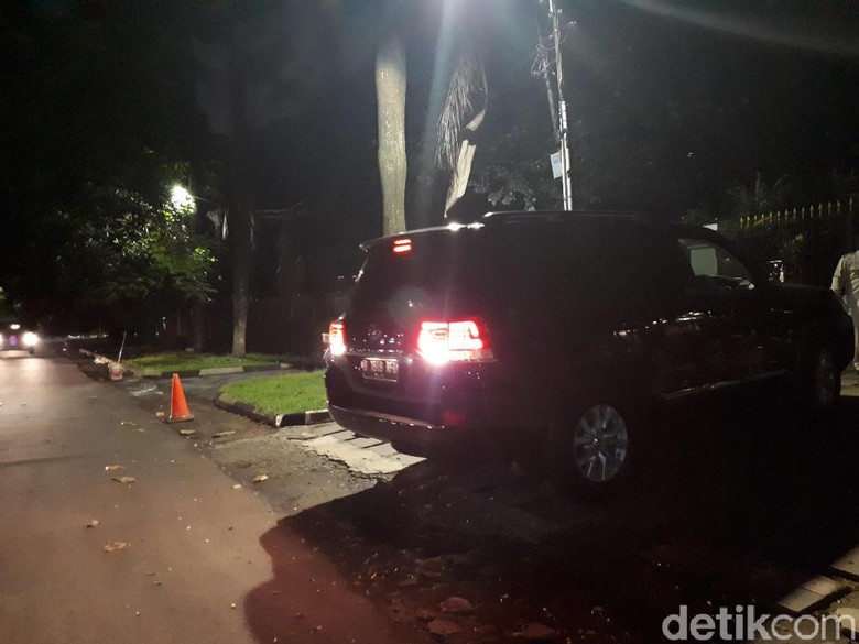 Sandiaga Sambangi Rumah Prabowo, Bahas Cawapres? Sandiaga Sambangi Rumah Prabowo, Bahas Cawapres?