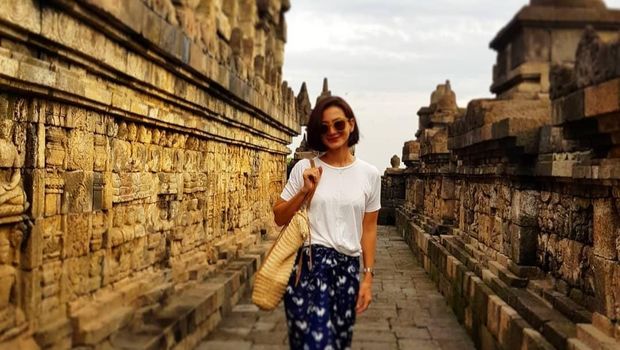 Deretan Cewek yang Pernah Jatuh ke Pelukan Raffi Ahmad