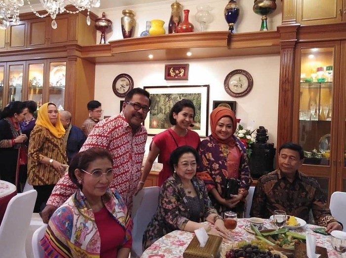 Doyan Kulineran Ini Dia Makanan Kesukaan Rano Karno Si Doel 