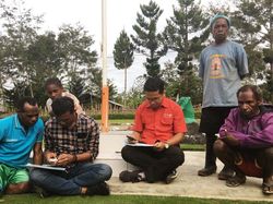 Jemput Bola Registrasi SIM Card Hingga Pelosok Desa