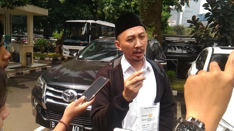 Abu Janda Dipolisikan karena Postingan soal Aksi Bela Tauhid Abu Janda Dipolisikan karena Postingan soal Aksi Bela Tauhid