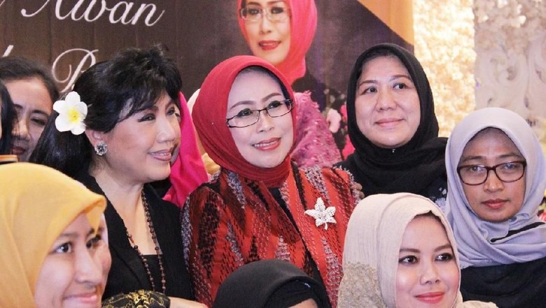 Fatma Saifullah Yusuf: Perempuan Bisa Sukses Karena Jasa 