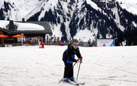 Anak-anak sudah jago main ski (Wahyu/detikTravel)