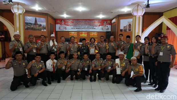 Polda Lambung menggelar lomba khotbah keagamaan.