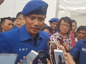 AHY soal TKA: Negara Harus Memihak Tenaga Kerja Lokal