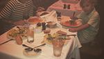 Belieber, Begini Gaya Seru Justin Bieber Saat Masak dan Makan!