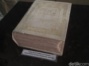 Sisi Lain Habis Gelap Terbitlah Terang, Kumpulan Surat RA Kartini