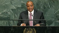 Raja Mswati III, pemimpin negara Swaziland membuat kebijakan baru dengan mengubah nama negaranya. Gara-garanya, Swaziland seringkali disangka Switzerland (Swiss) (Reuters)