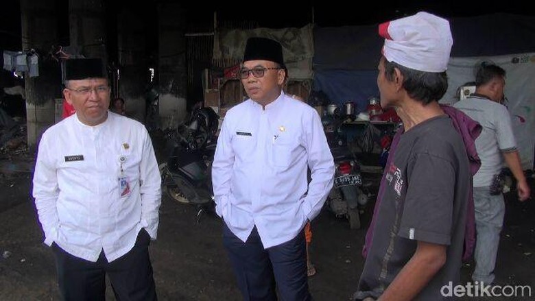 Pemkot akan Tertibkan Hunian Liar di Kolong Tol Wiyoto Wiyono Pemkot akan Tertibkan Hunian Liar di Kolong Tol Wiyoto Wiyono