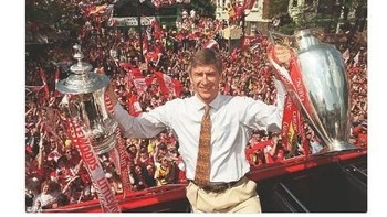 Bagaimanapun, Arsene Wenger tetaplah legenda. Foto: istimewa