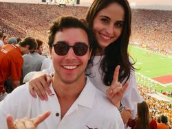 Ayahnya Berduit Triliunan, Begini Tingkah Anak Gadisnya