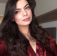 Seperti dikutip dari The Daily Star, wanita yang berusia 19 tahun ini mencoba untuk tak mengambil ke hati pesan kasar netizen yang ingin membunuhnya. Diana pun terkadang mengirim mereka balasan sopan dan merangkul para pembencinya. Foto: Instagram @_missaltman__