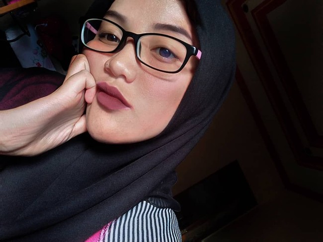 Tak hanya lihai bergaya, putri Mandra ini juga terlihat pandai memakai make up. Terlihat dari gaya alisnya yang rapi. Foto: Instagram/Tiaseptiaana