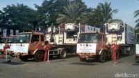 Secara simbolik, Amran melepas 5 kontainer dari 12 kontainer yang berisi barang ekspor tersebut.