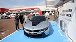 Uji Pengisian Listrik Mobil BMW