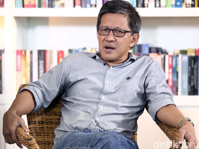 Rocky Gerung saat Blak-blakan di detikcom