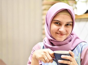 Zee Zee Shahab Lahirkan Anak Kedua, Laki-laki Lagi