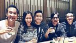 Gaya Vidi Aldiano Saat Makan Sate hingga Dinner Romantis di Italia