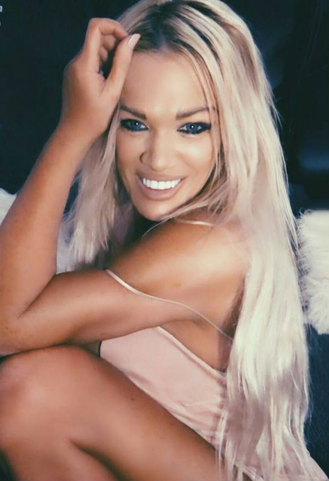 Sang nenek mengalahkan gadis belia 18 tahun dalam kompetisi tersebut. Ia pun menyingkirkan ratusan wanita-wanita seksi dan muda lainnya yang juga mengikuti kompetisi ini. Foto: Instagram